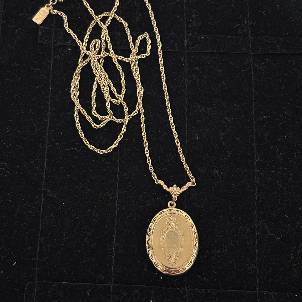 SOLD Vintage 1928 brand gold-plated “B” locket necklace, 30” chain, screw clasp